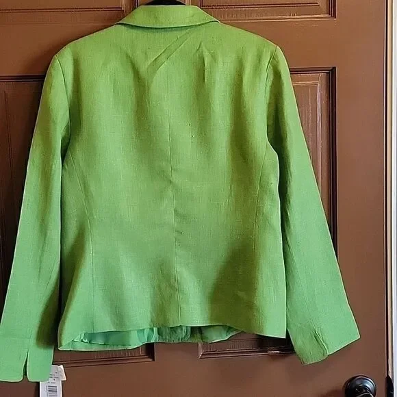 Harve Bernard- Linen Green Jacket With Collar and Buttons Down Front. 14. NWT - Picture 8 of 9